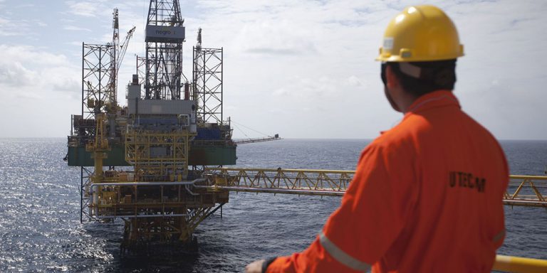 Perspectivas de inversión en las rondas mexicanas de petróleo y gas para las empresas nacionales e internacionales y su desarrollo a futuro