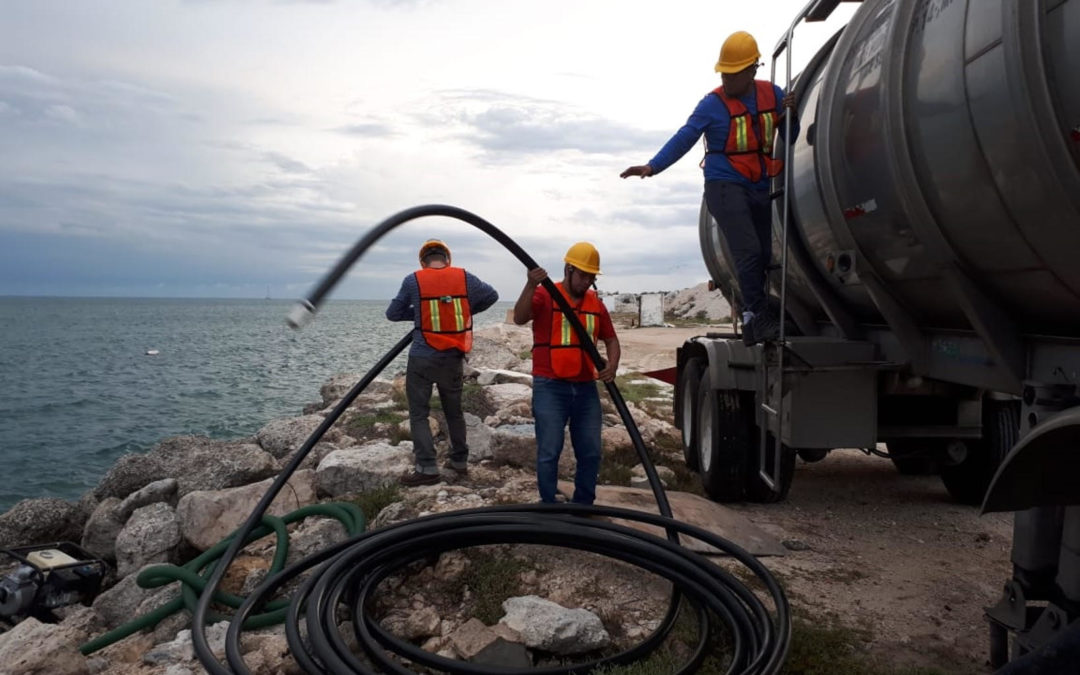 Experimento de mesocosmos del CINVESTAV/ECOSUR para evaluar el efecto del petróleo sobre los organismos de la columna de agua como parte del CIGoM.